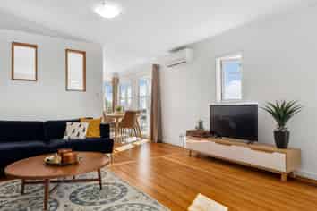 61 Pleasant Road, Glen Eden