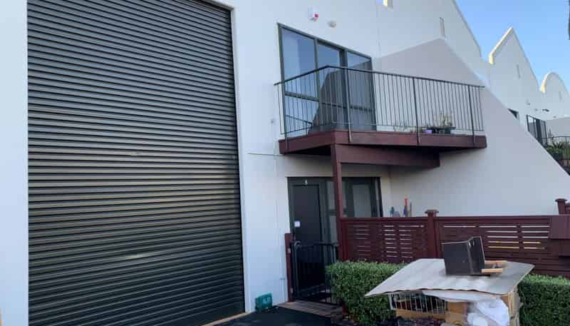 5/10 Airborne Road, Albany