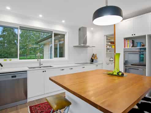 3670 Cambridge Road, Cambridge