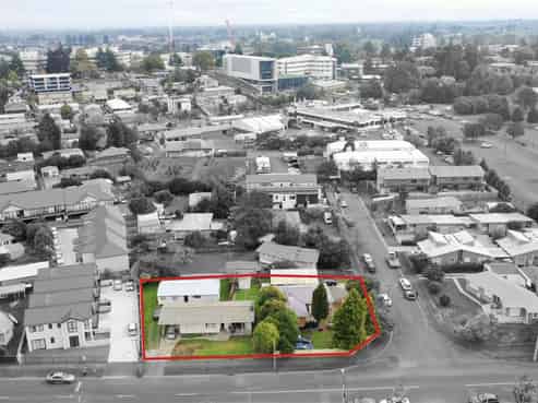 1 Gazeley 61 & 61A Carrington Avenue, Hillcrest