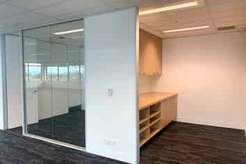 High Quality Ascot Central Office Space