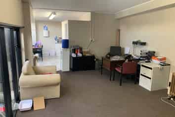 Road front retail right on Cavendish 