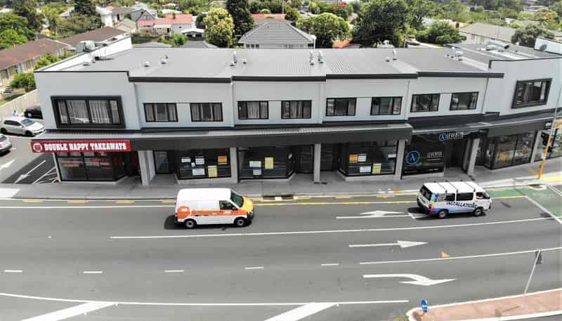 2/228 Edmonton Road, Te Atatu Peninsula