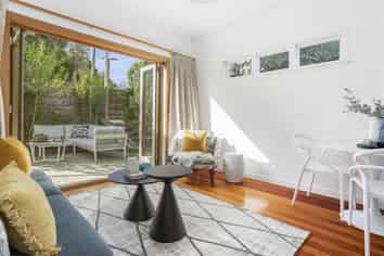 28 Westmere Crescent, Westmere