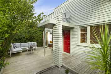 28 Westmere Crescent, Westmere