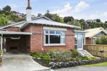 16 Motu Street, Saint Clair