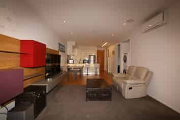 G06/585 Beach Road, Rothesay Bay