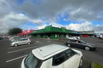 100M2 - 670M2 FLEXIBLE RETAIL OPTIONS