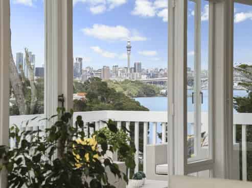 2 and 3/38 Seaview Ave, Northcote