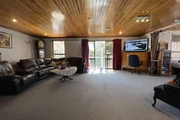 93 Peel Street, Westport