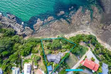 18 Heretaunga Crescent, Cable Bay