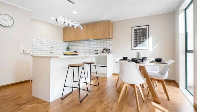 4/351 West Coast Road, Glen Eden