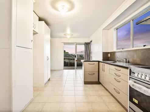 30 Doone Place, Massey