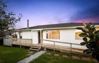 30 Doone Place, Massey