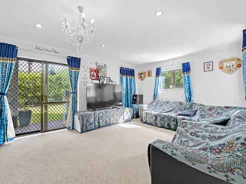 1/93 Coronation Road, Mangere Bridge