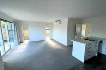 2/11 Miro Street, Maeroa