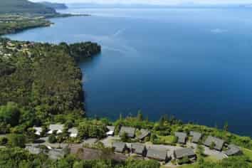 Premium Lake Taupo resort 