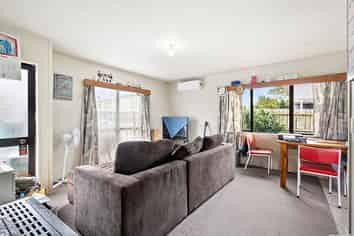 1/98 Shifnal Drive, Randwick Park