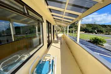 6 Stratford Drive, Cable Bay