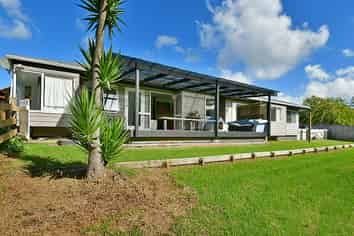 1084 Kaipara Coast Highway, Kaukapakapa