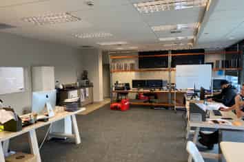 Versatile A-Grade Unit 