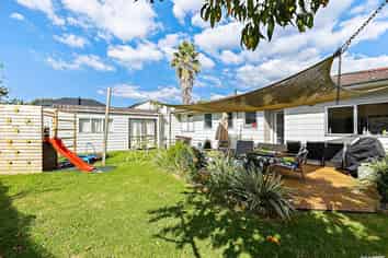 46 Wickman Way, Mangere East