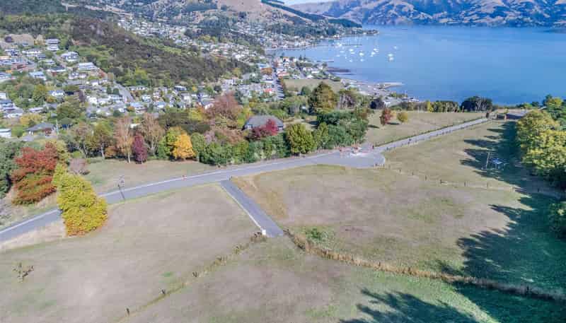 8 Felthams Road, Akaroa