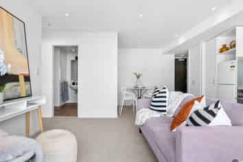 1003/74 Taranaki Street, Te Aro