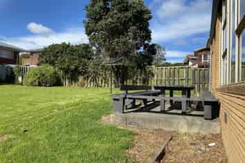 68 Gossamer Dr, Pakuranga Heights