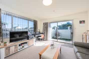 1/33 Howe Street, New Brighton