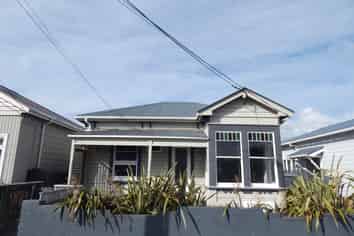 36b Bolton Street, Petone