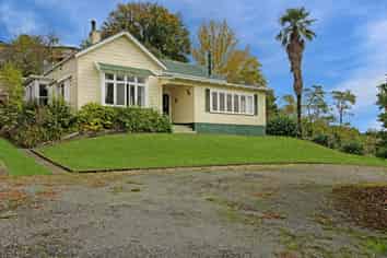 11 Swan Street, Taihape and Surrounds