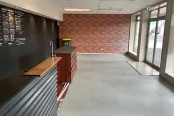 CBD RETAIL / OFFICE 84m2
