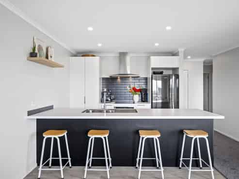 1 Tahuna Minhinnick Drive, Glenbrook