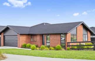 1 Tahuna Minhinnick Drive, Glenbrook