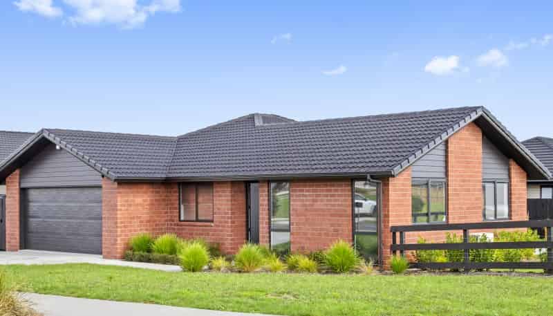 1 Tahuna Minhinnick Drive, Glenbrook