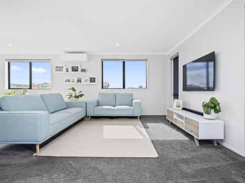 1 Tahuna Minhinnick Drive, Glenbrook