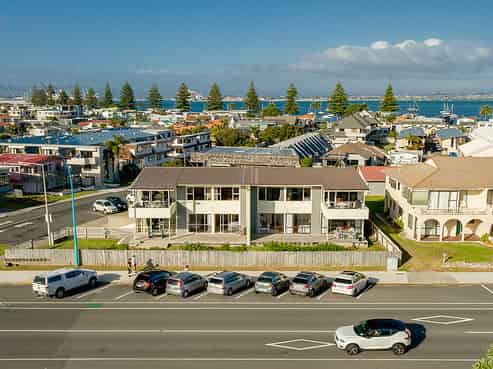 1-4/18 Marine Parade, Mount Maunganui