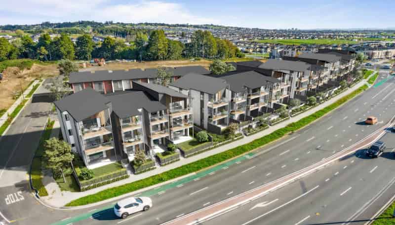 102/32 Shortfin Place, Flat Bush