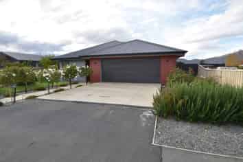 7 Cirrus Place, Omarama