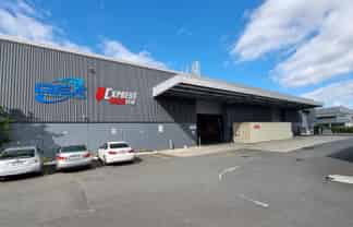 CBRE: Modern Tilt Slab - Short or Long Term