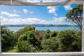 2 Grey Street East, Mangonui