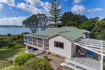 2 Grey Street East, Mangonui
