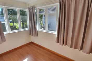 104 White Swan Road, Mount Roskill