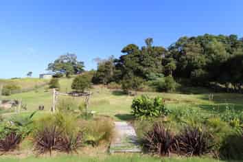 35B Cuvier Crescent, Kuaotunu