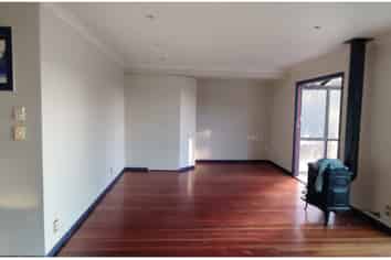 75 Sunrise Avenue, Murrays Bay