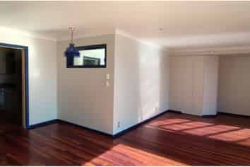 75 Sunrise Avenue, Murrays Bay