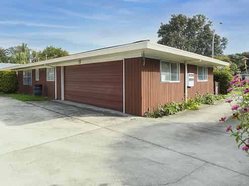 32 Park Street, Tauranga Central