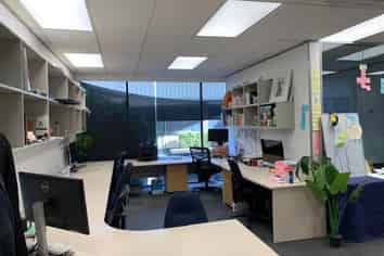 CBRE - Prime West Office