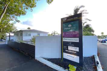 CBRE - Modern Medical Tenancy